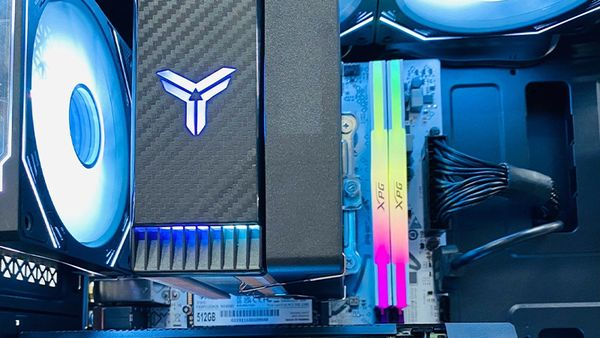 TINHOCNGOISAO.COM PC Gaming STAR CHICKEN PLUS GTX 1660S Intel thiết kế tinh gọn hiện đại